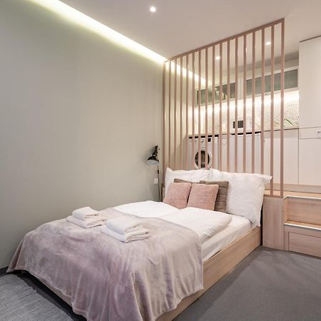 Cozy Little Flat In The City Center Budapest Exteriör bild